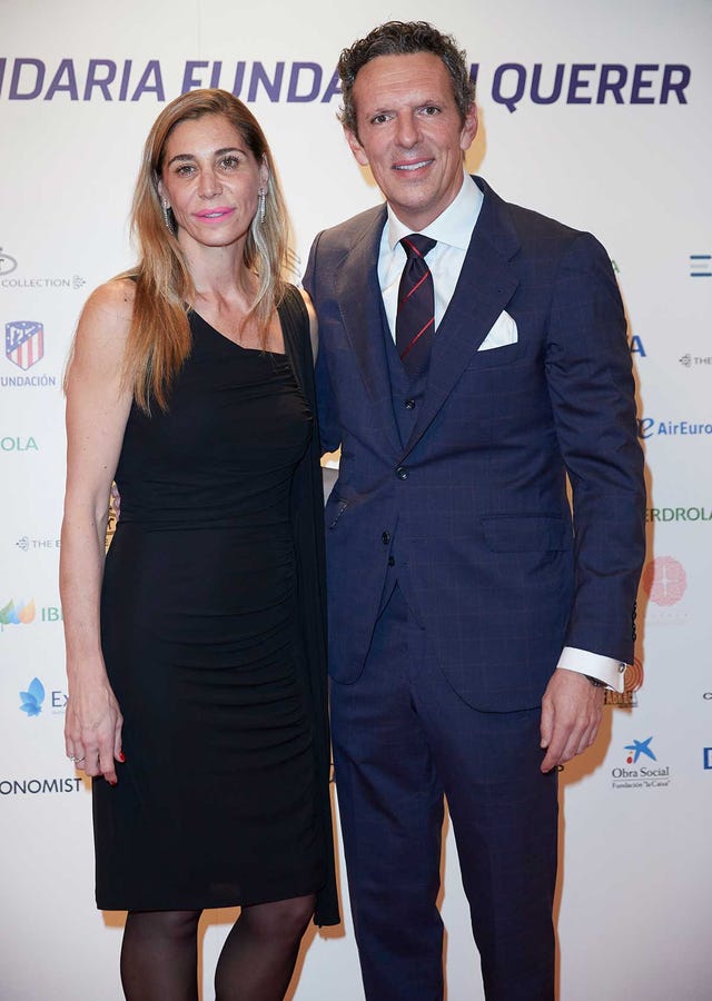 Joaquín Prat y Yolanda Bravo presumen de amor en una gala benéfica de la fundación Querer