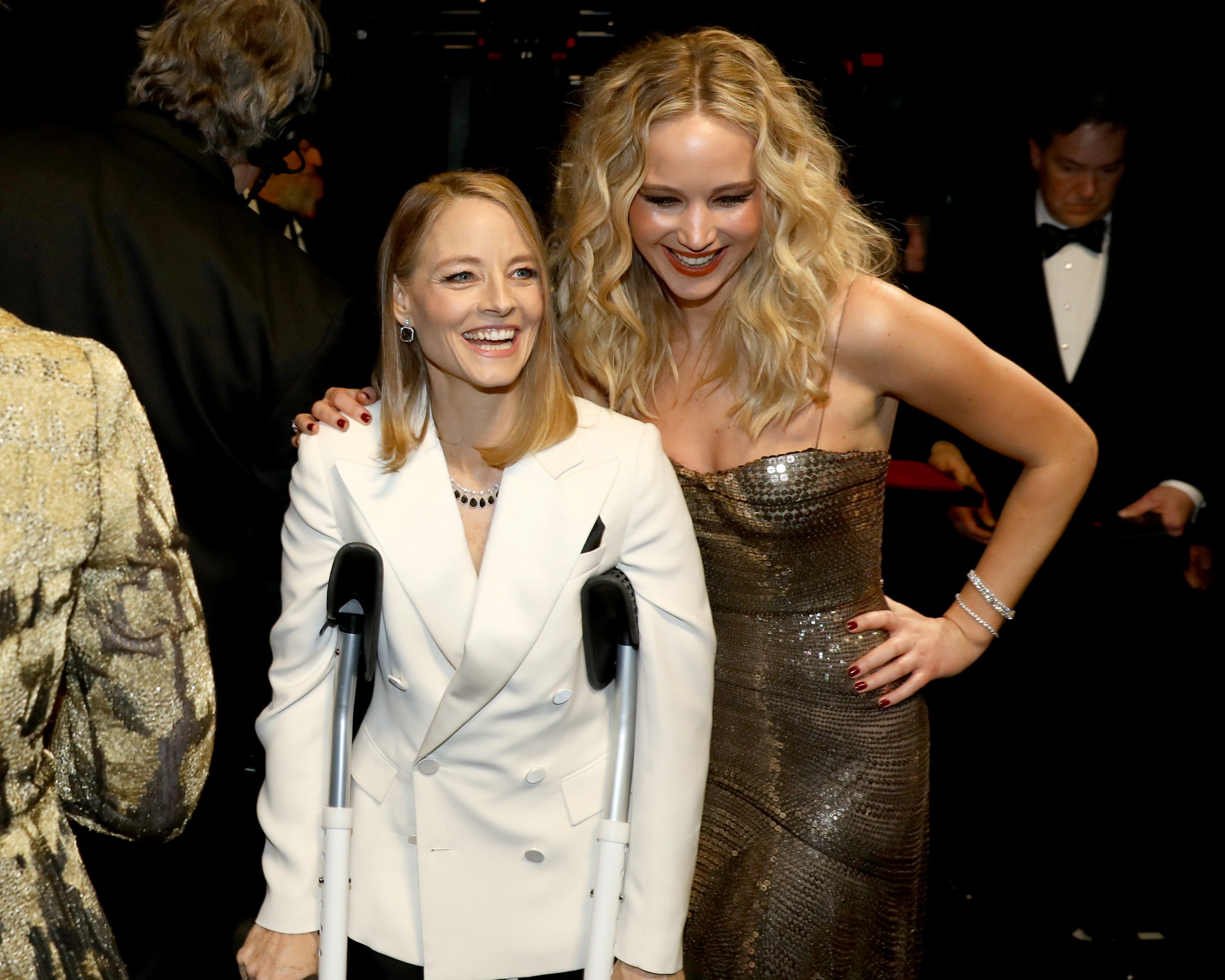 Here's the Real Reason Jodie Foster Needed Crutches at the Oscars