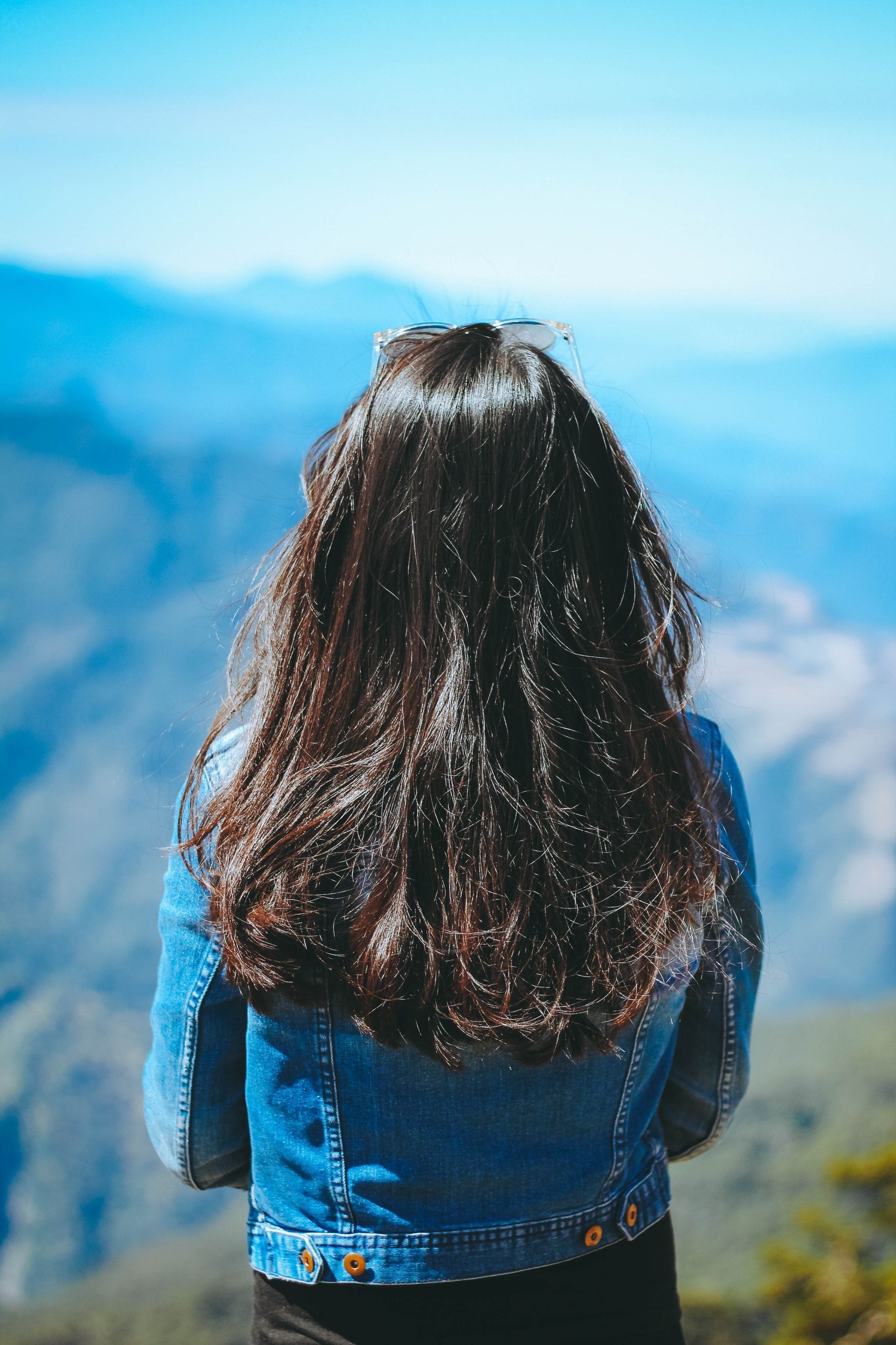 Come non avere le doppie punte senza tagliare i capelli