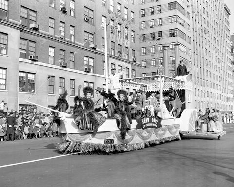 joe e brown waves from showboat in macy's thanksgiving day parade in 1960