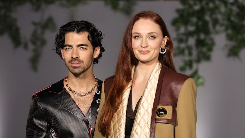 Met Gala 2019: Sophie Turner and Joe Jonas Wore Matching Outfits for Their  First Red Carpet as a Married Couple
