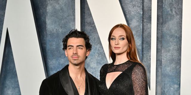 Joe Jonas seen with his wedding ring on after Sophie Turner