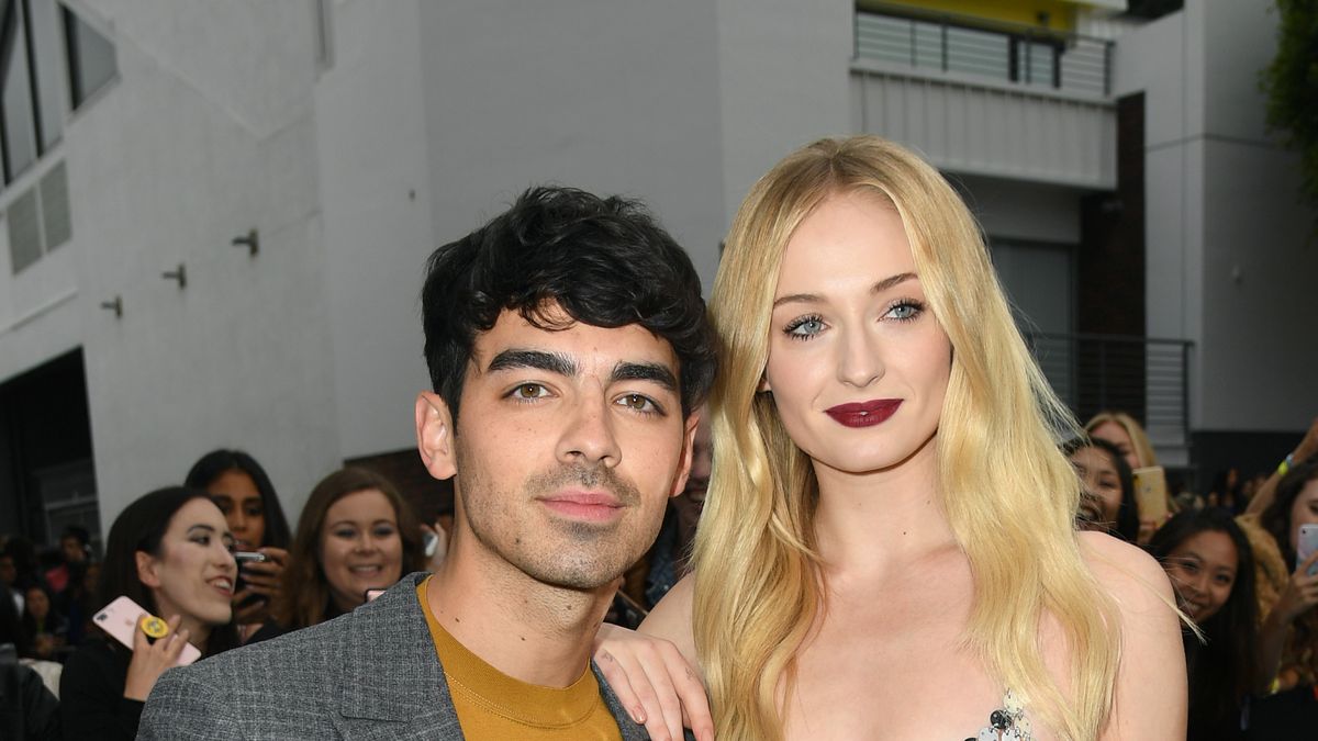 preview for Joe Jonas & Sophie Turner Welcome A Baby Girl!