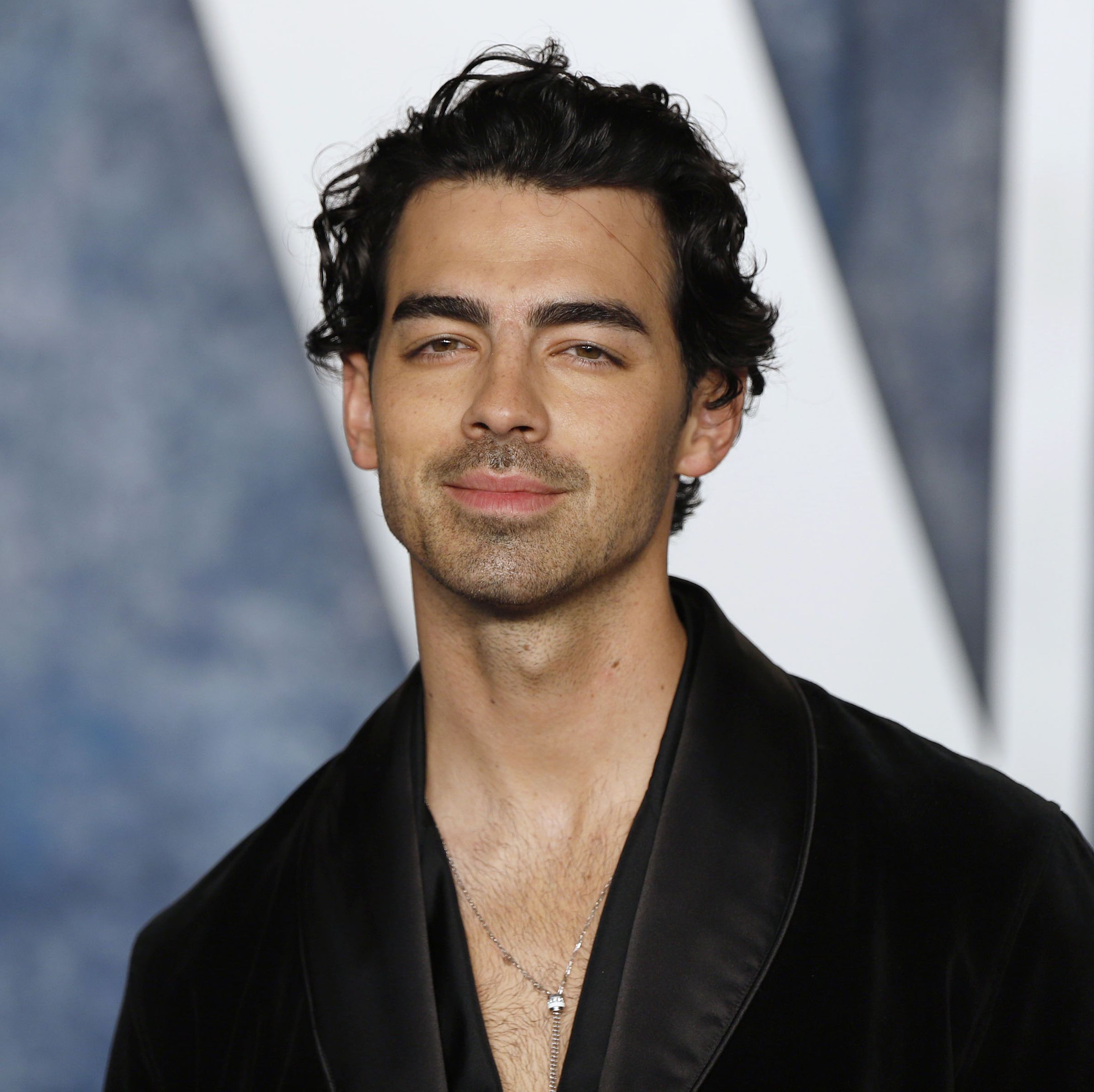 Joe Jonas Breaks Instagram Silence With a Post Prominently Featuring His Wedding Ring