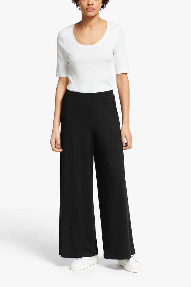Boden's stylish new trousers are an autumn wardrobe must-have