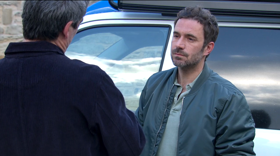 john sugden talks to cain dingle, emmerdale