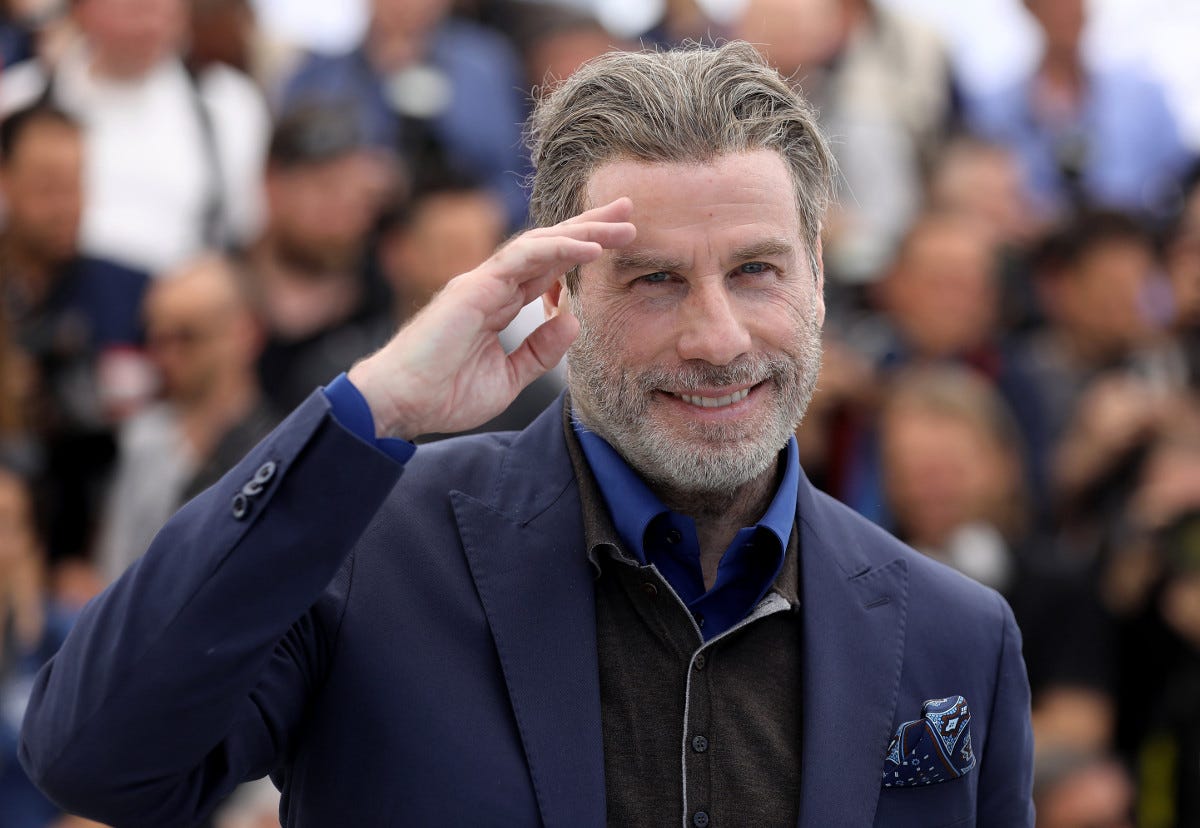 John Travolta presume de calva