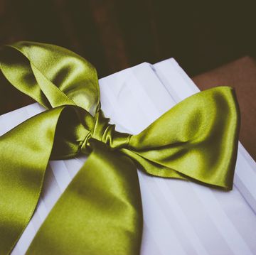 Green, Ribbon, Yellow, Gift wrapping, Satin, Present, Silk, Wedding favors, Fashion accessory, Bow tie, 