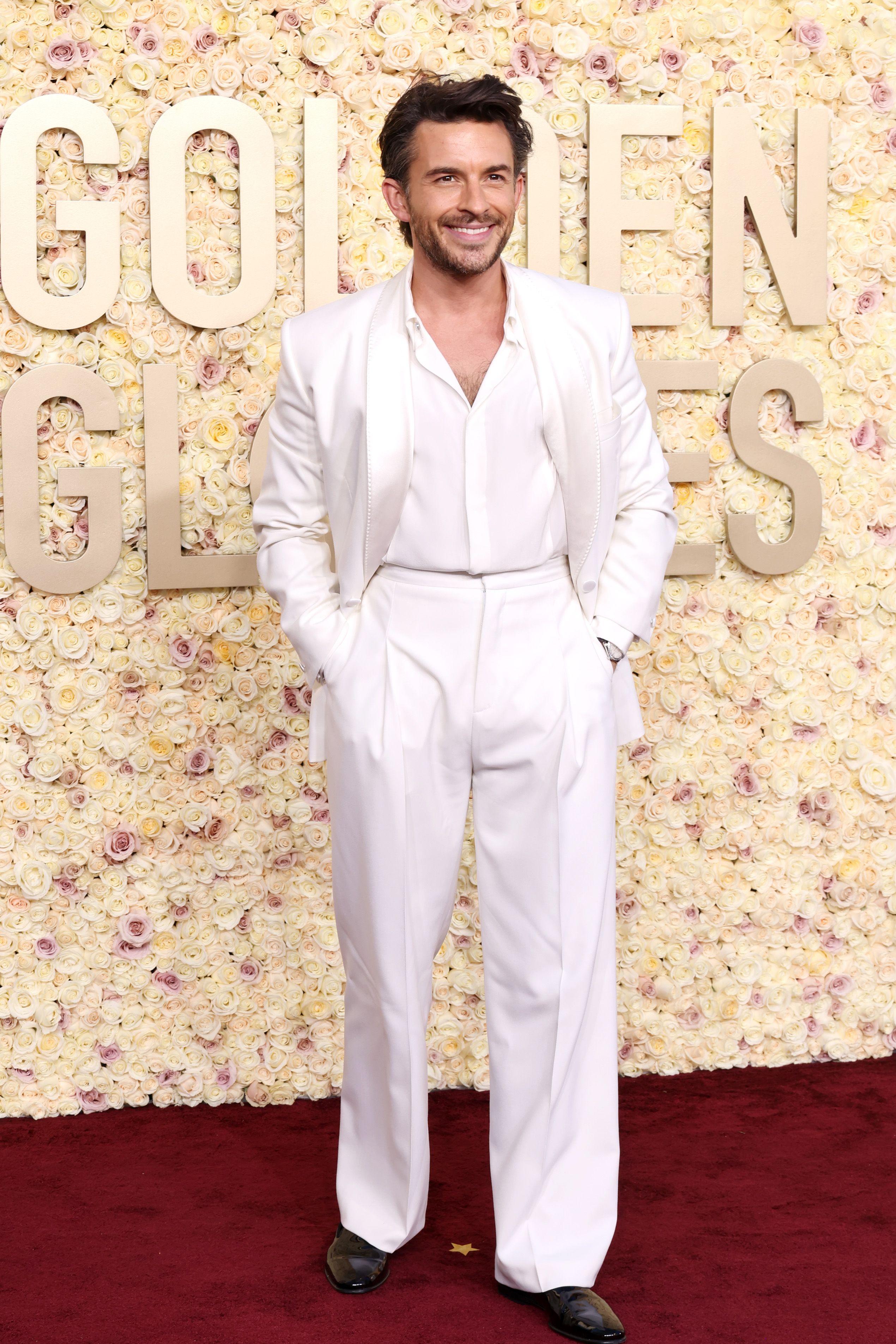 Bridgerton's Jonathan Bailey Wows At The 2024 Golden Globes: See Photos