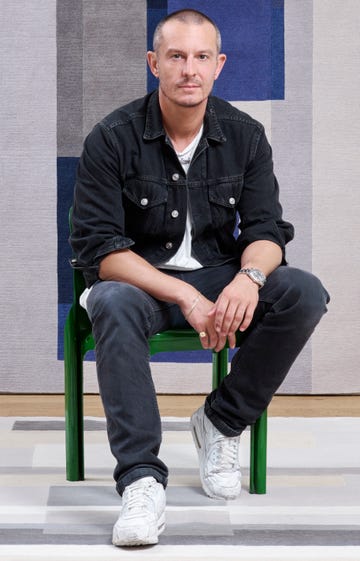jonathan saunders