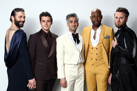 tan france center with the queer eye cast﻿