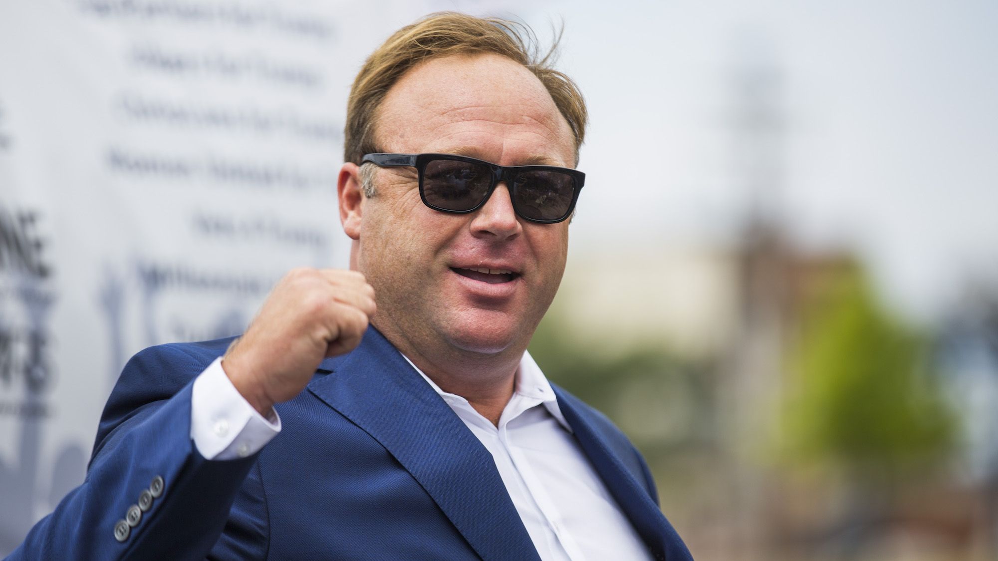 Alex Jones apologises after making a blunder over pronunciation of guest's  name - Mirror Online