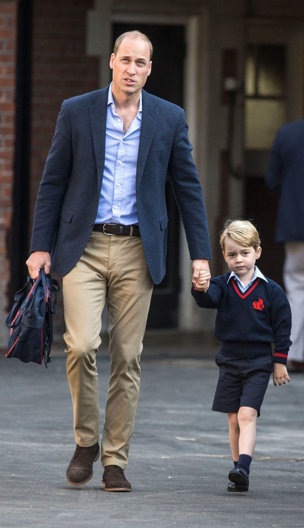 Príncipe Jorge de Cambridge va al colegio