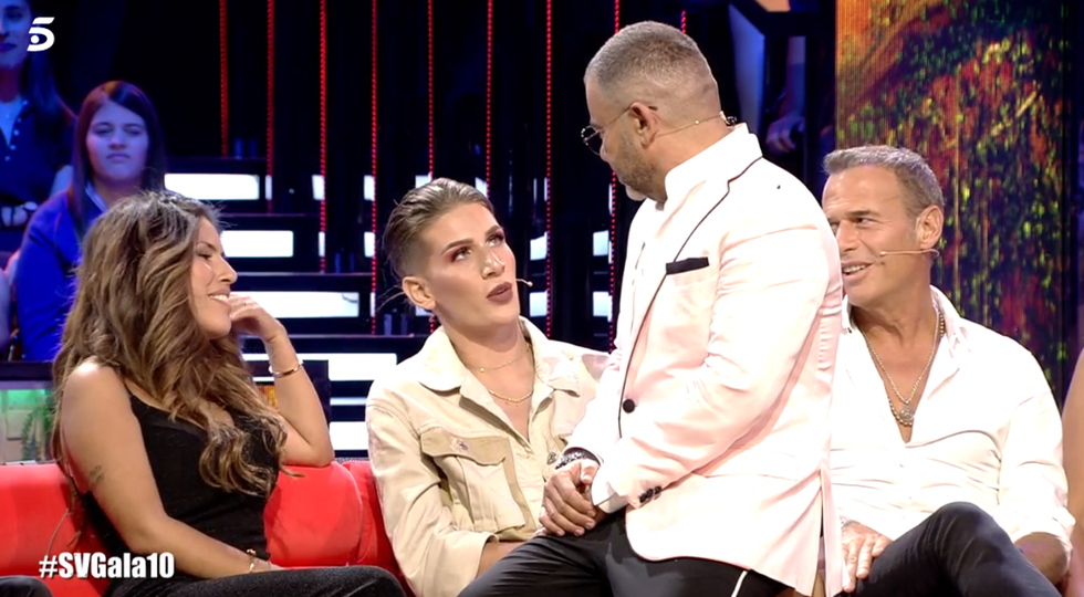 Jorge Javier Vázquez hablando con Chabelita y Oto Vans en 'SV'