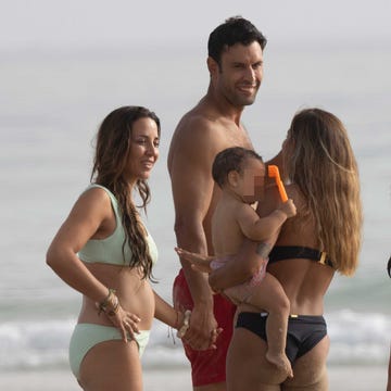 jorge perez y alicia pena de vacaciones en cadiz con sus hijos