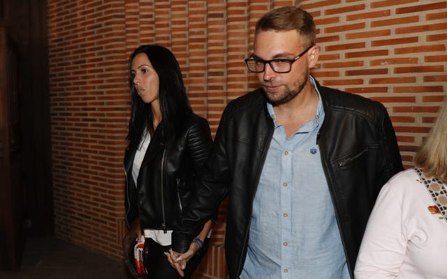 jose maria almoguera y paola olmedo