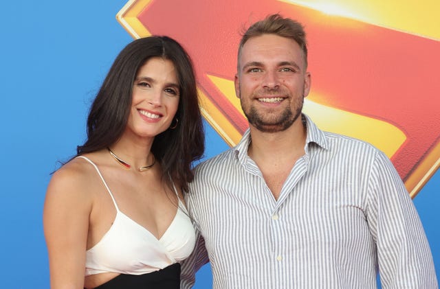 jose maria almoguera y maria la jerezana en el estreno de la nueva pelicula de superman