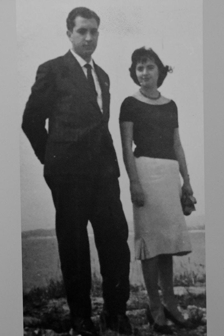 josé maría borrego y maría teresa campos posando