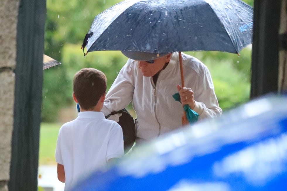 josé ortega cano acompaña al colegio a su hijo, josé maría, en madrid