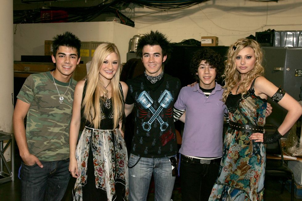 Chegadas e bastidores do show de aniversário do Radio Disney Totally 10