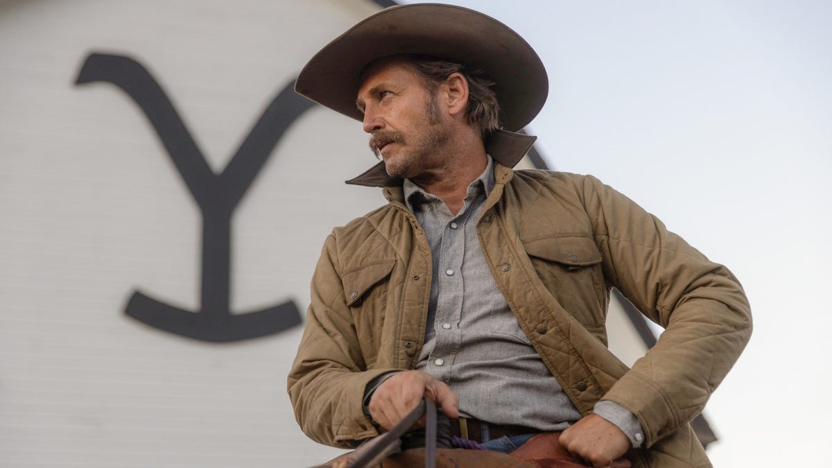 Young John Dutton Actor Josh Lucas Gives Yellowstone Update