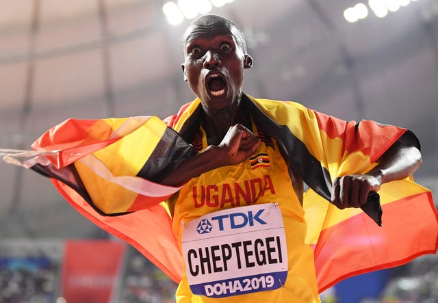 Cheptegei sets new 10k world record 