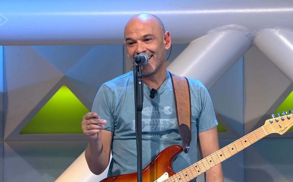 la ruleta de la suerte jorge fernandez cantante