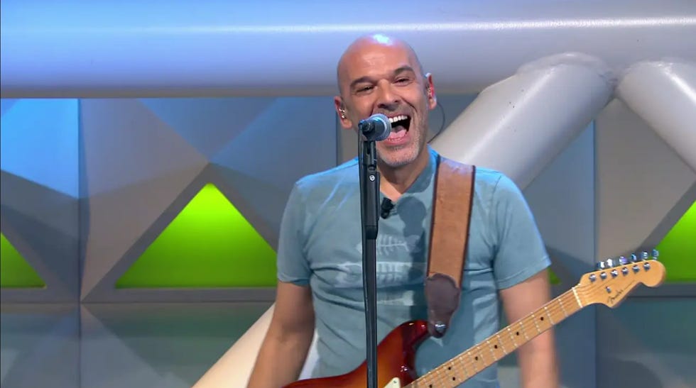 el nuevo cantante de la ruleta de la suerte