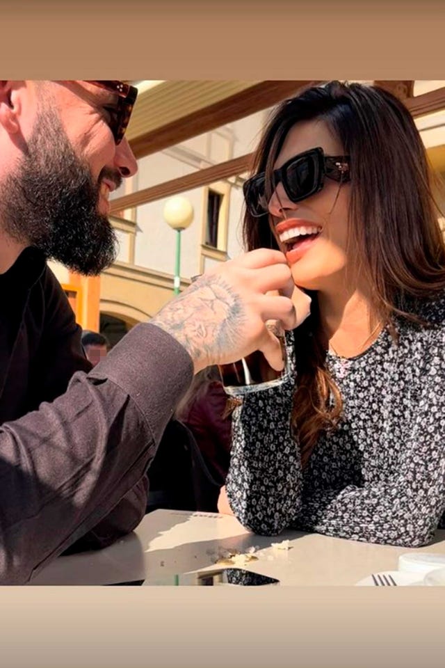 jota peleteiro y miriam ruiz