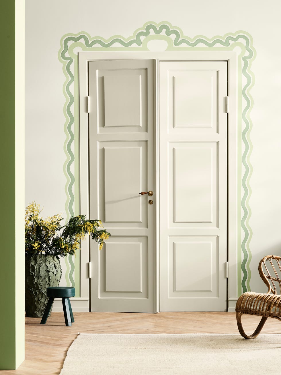 puerta decorada con pintura de jotun