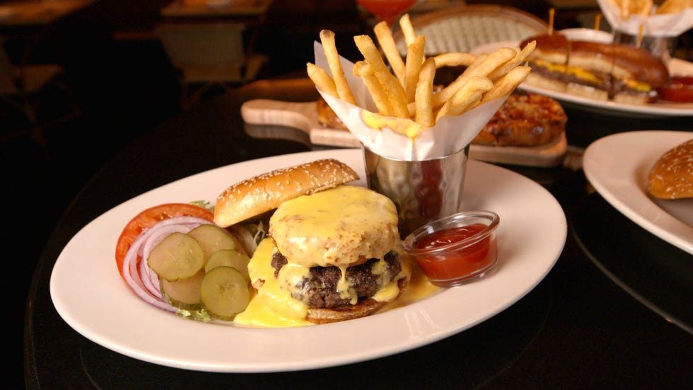 mac and cheese burger