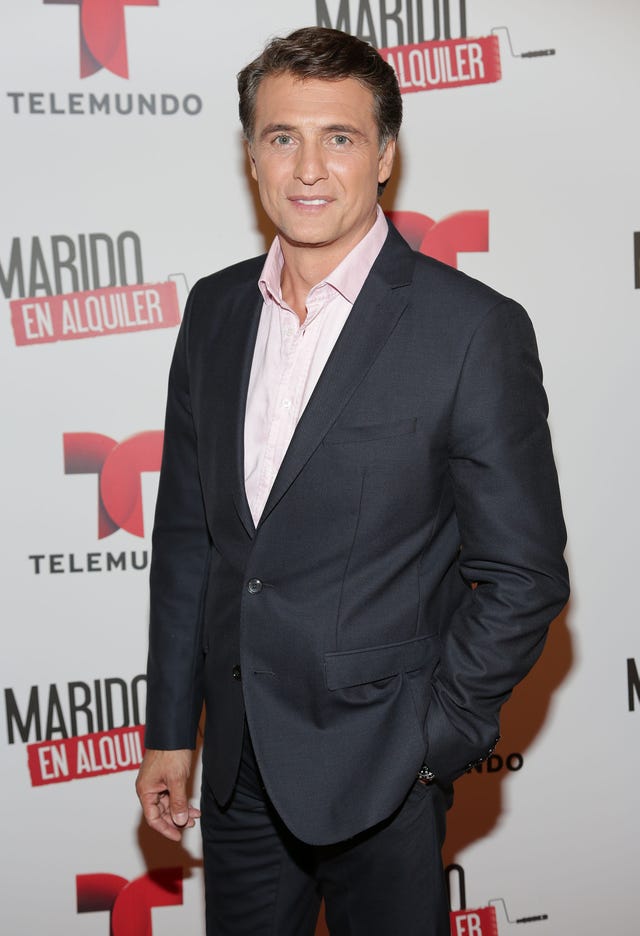 juan soler en presentación de marido en alquiler