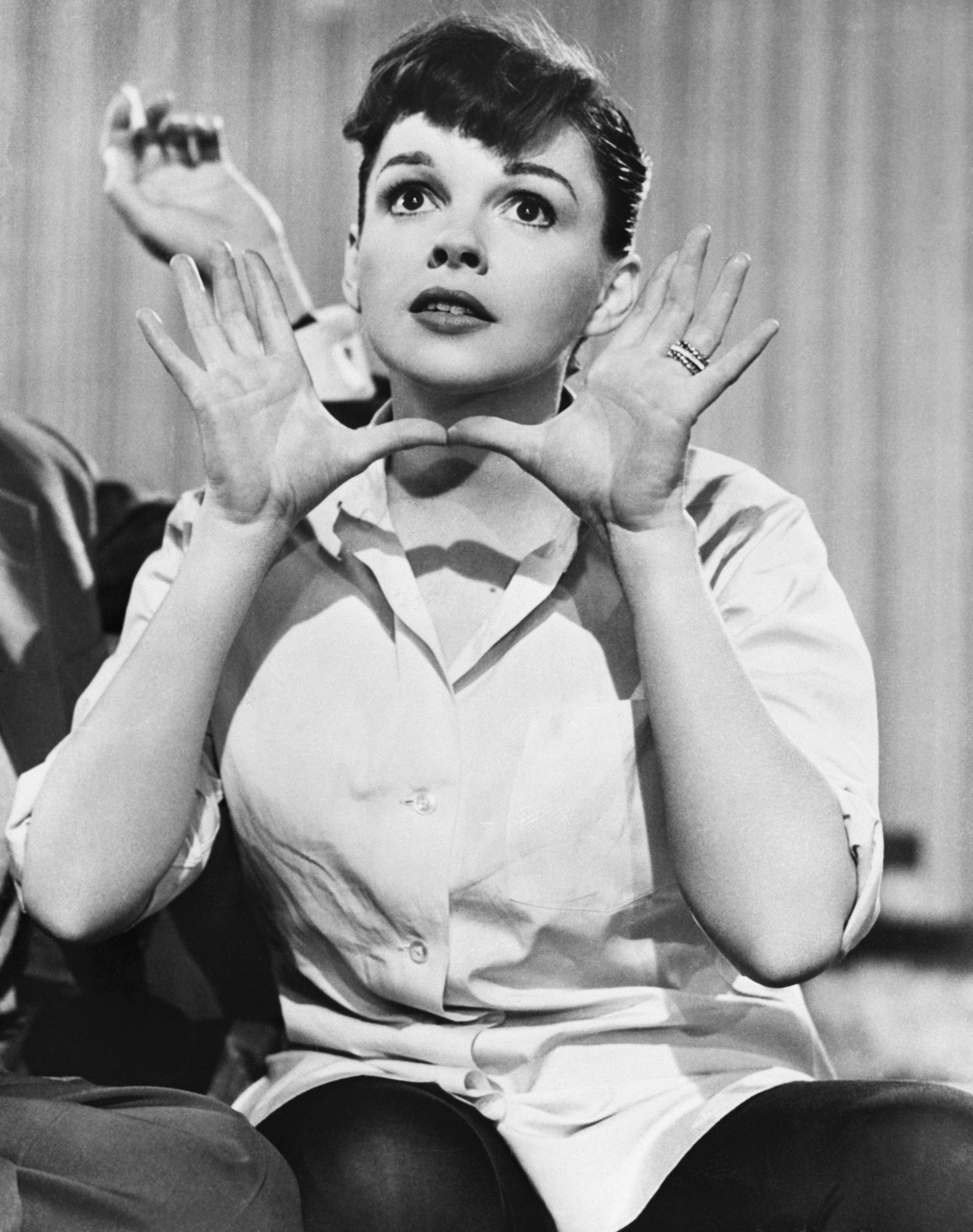 Judy Garland Autopsy Pictures