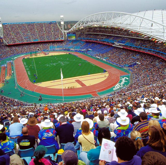Juegos Olímpicos de Sídney 2000 vista general del estadio olímpico de sídney lleno de público durante el atletismo de los juegos olímpicos del año 2000