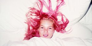 model kate moss, juergen teller, young pink kate, londra, anni 90