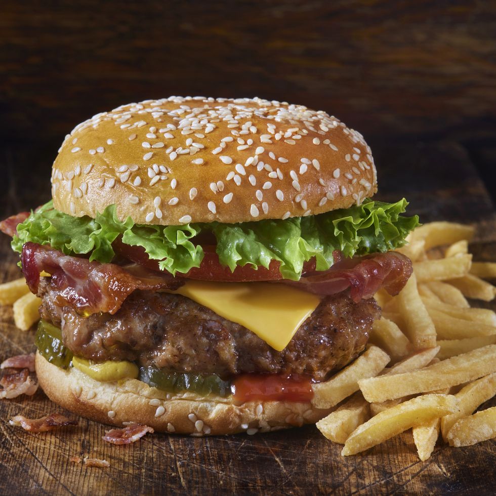 tgi fridays cheeseburger