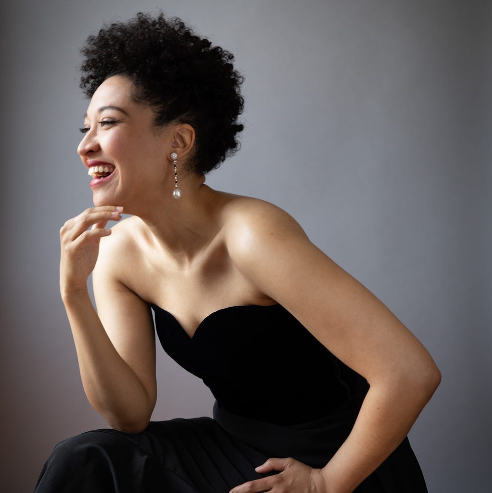 portraits of vocalist julia bullock, 21c media group inc.