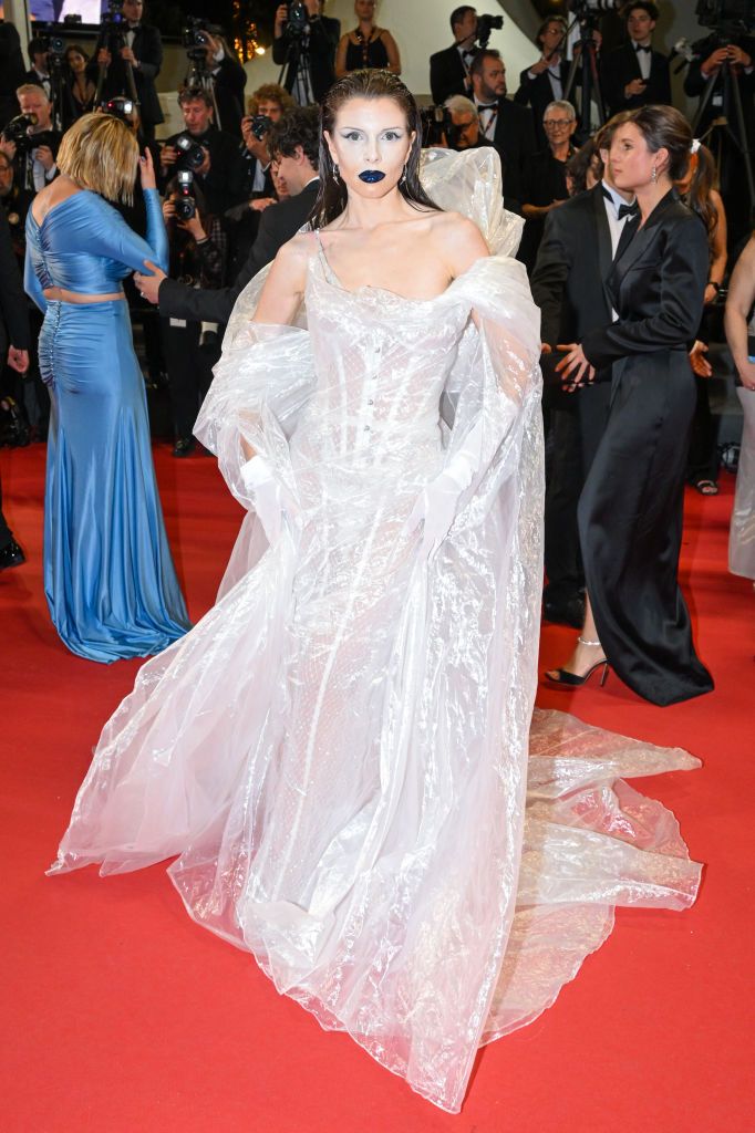 Julia Fox Frees the Nipple in a See-Through Mesh Dress at Paris Fashion Week