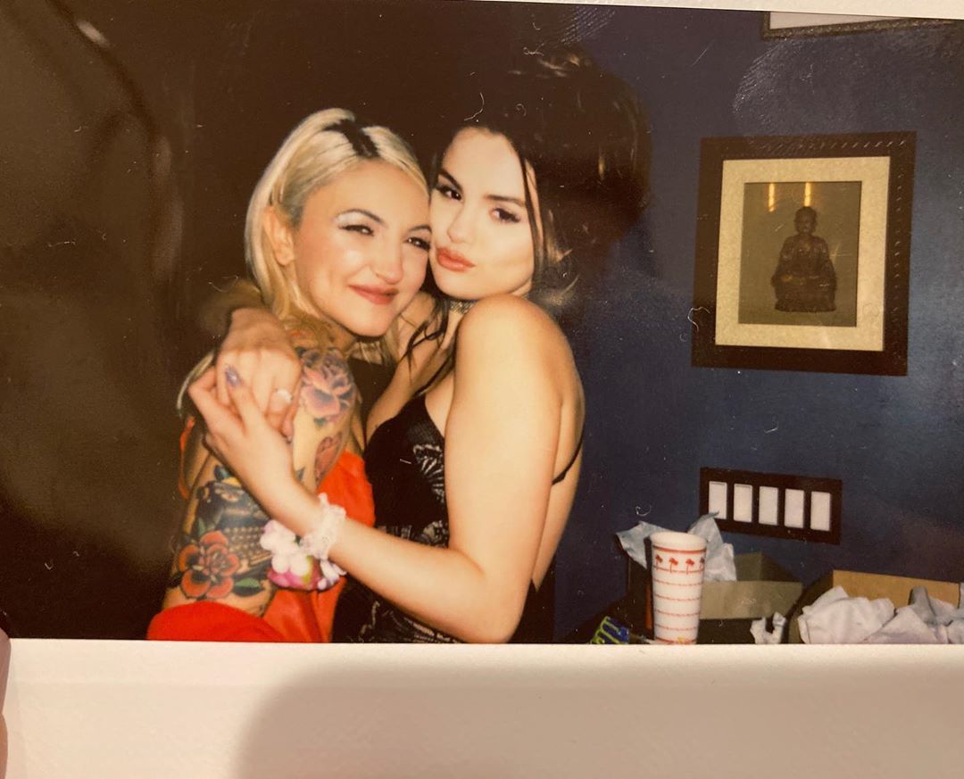 Selena Gomez and Julia Michaels Get Matching Friendship Tattoos | Life &  Style
