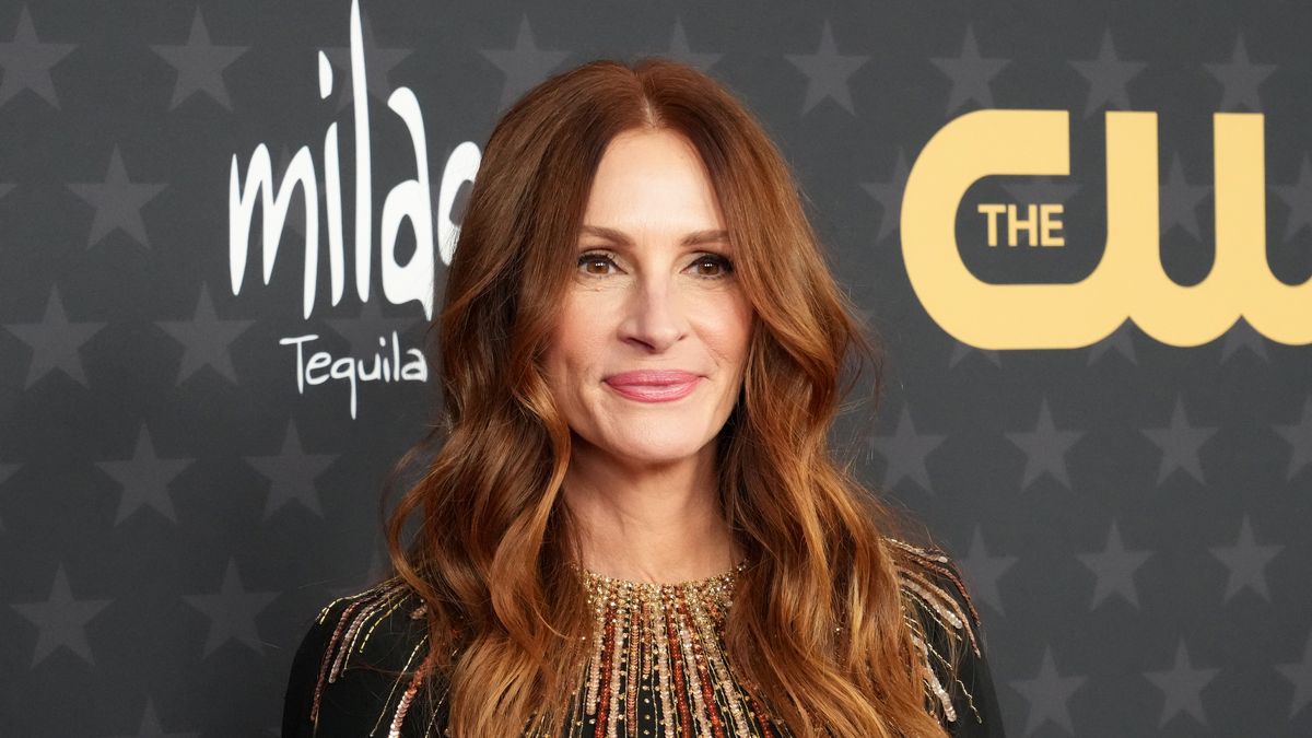preview for Julia Roberts Reveals What Her Favorite Role Is