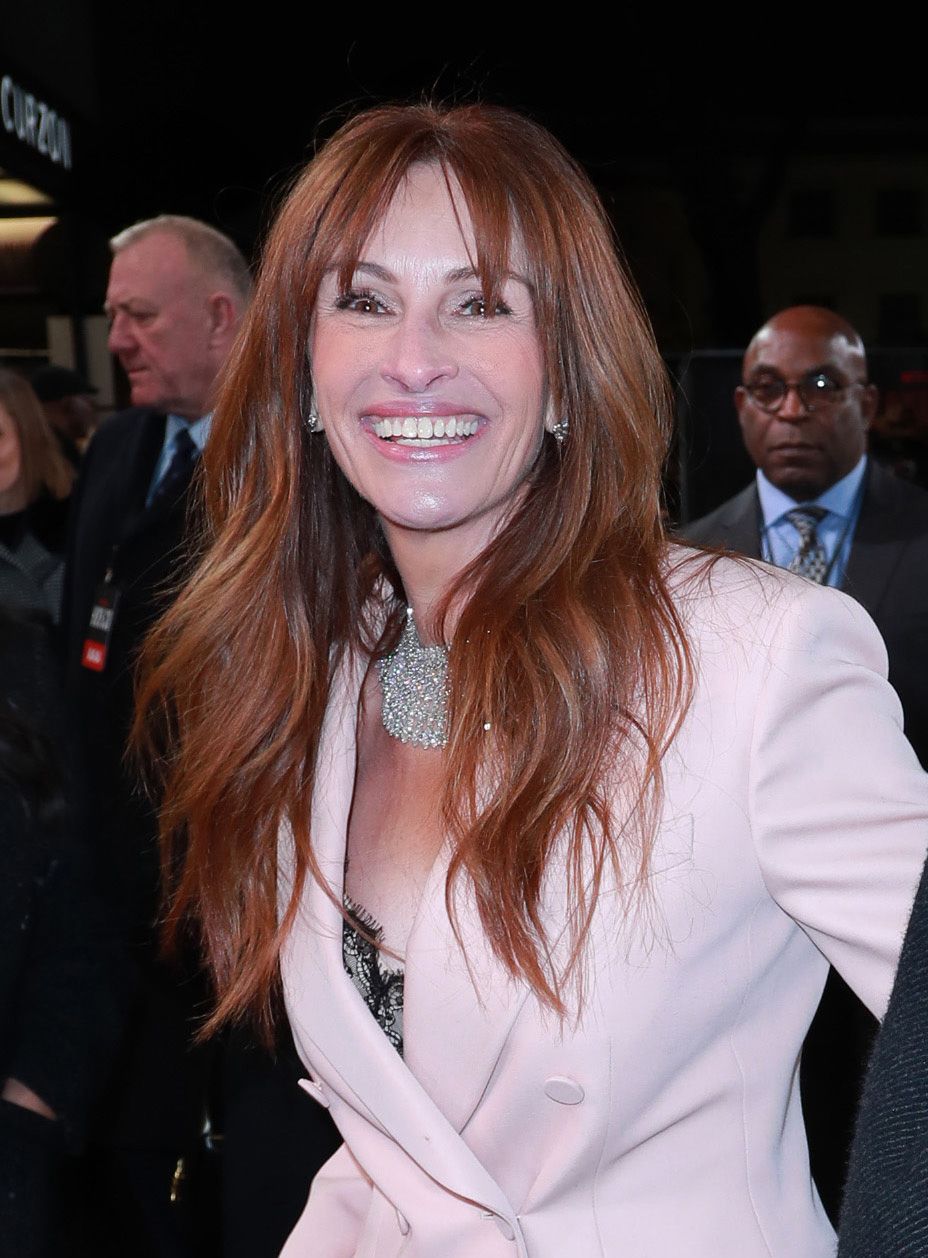 Julia Roberts opts for blush pink suit at premiere of new film