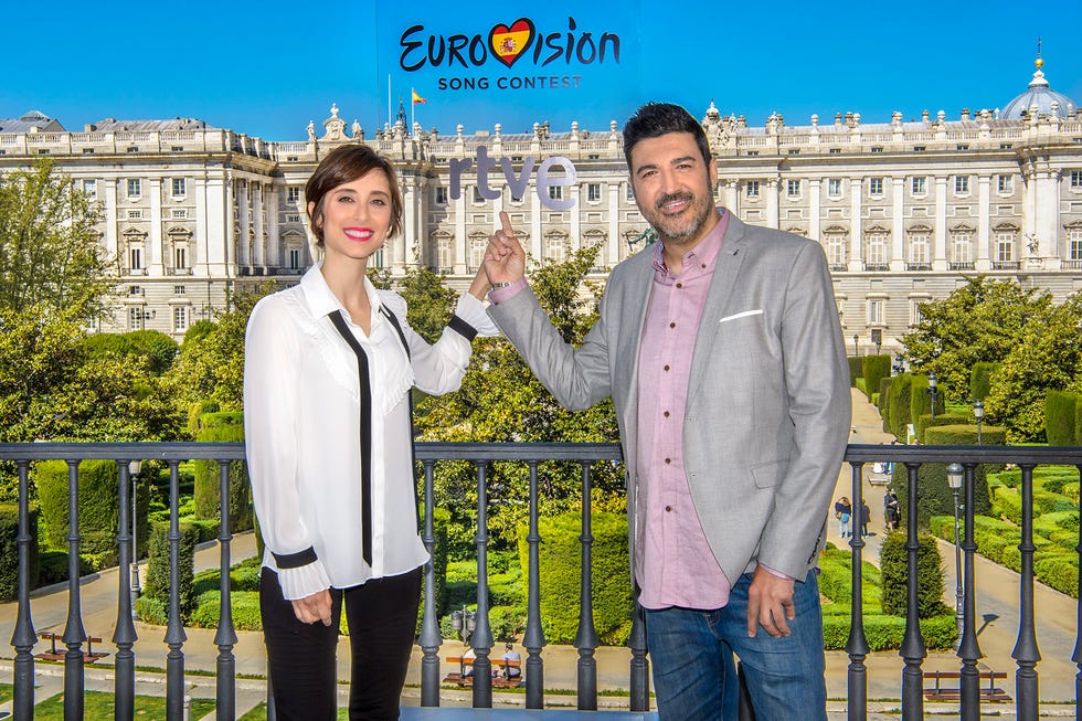 tony aguilar y julia varela