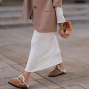 street style of slippers for best slippers round up