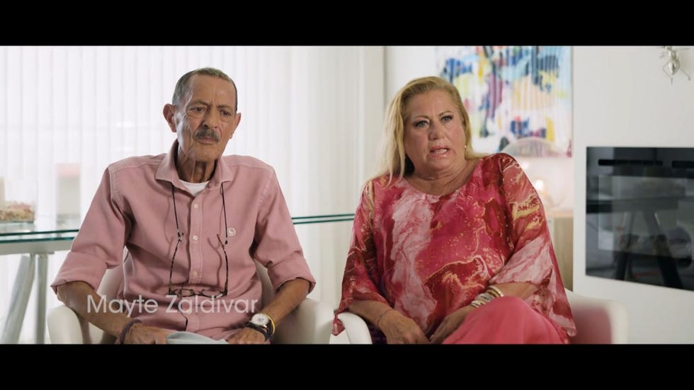 julian munoz y mayte zaldivar en de viernes