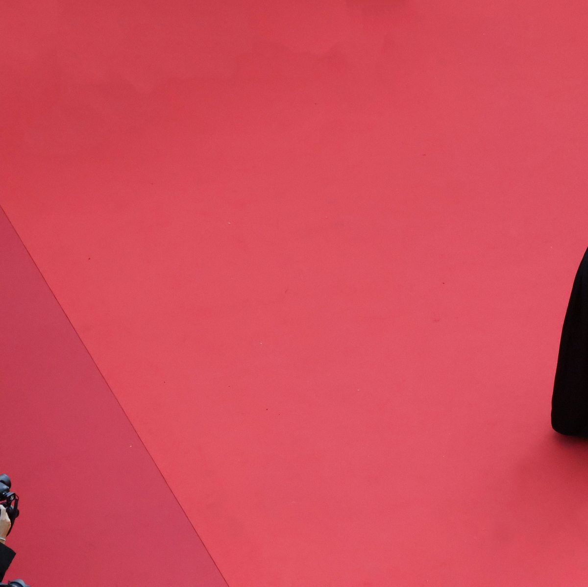 Julianne Moore's Secret To Cannes Opulence: Change In Your Pocket