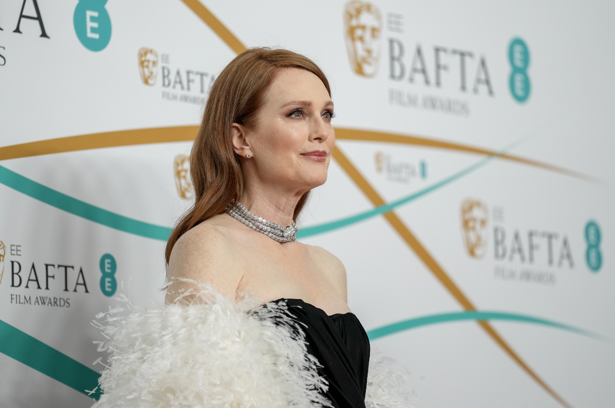 julianne moore bafta
