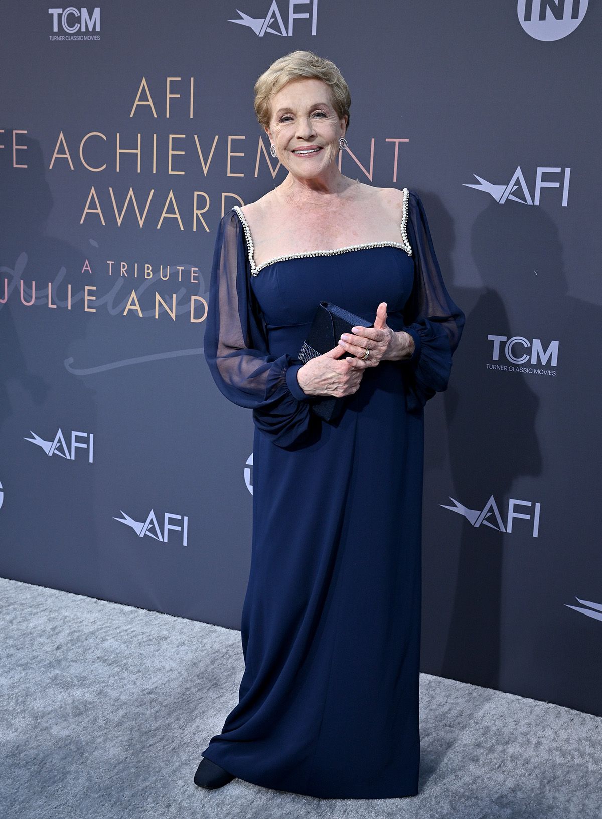 Julie Andrews sus 86 años y su vestido de fiesta imagen