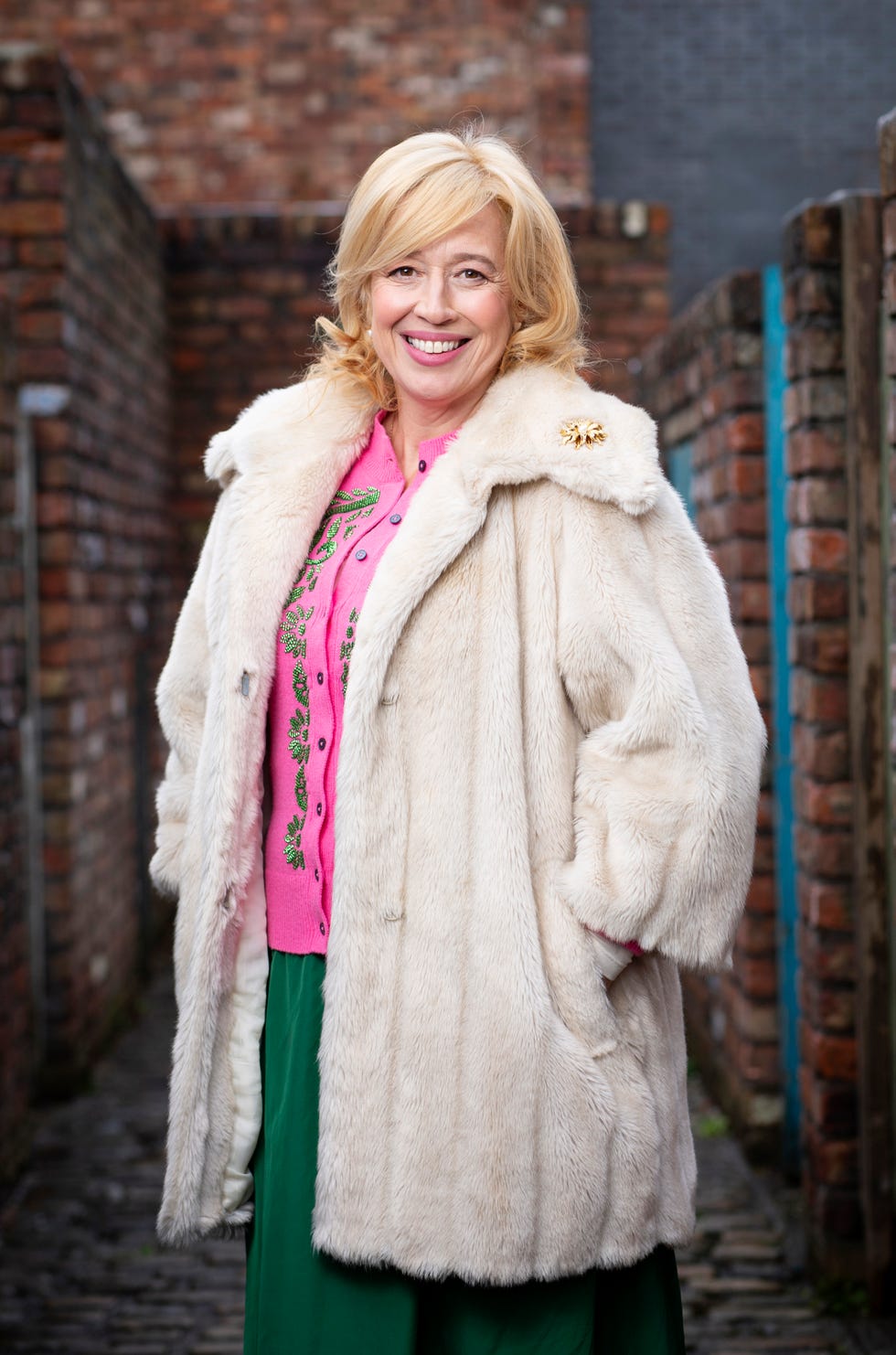 embargoed until 2100 wednesday january 8, julie carp return in coronation street