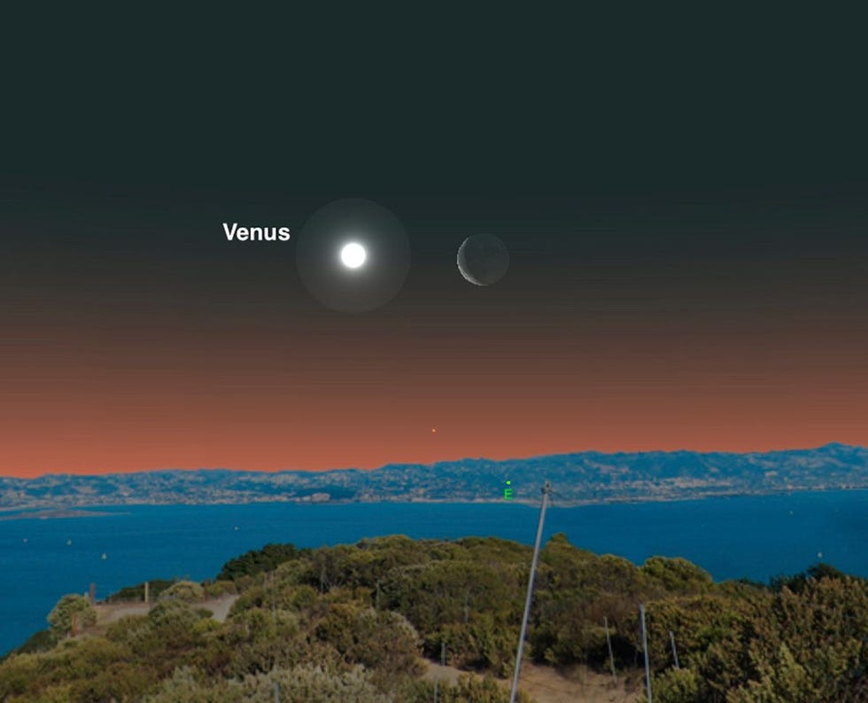 De heldere planeet Venus staat op 20 juni dicht bij de maan