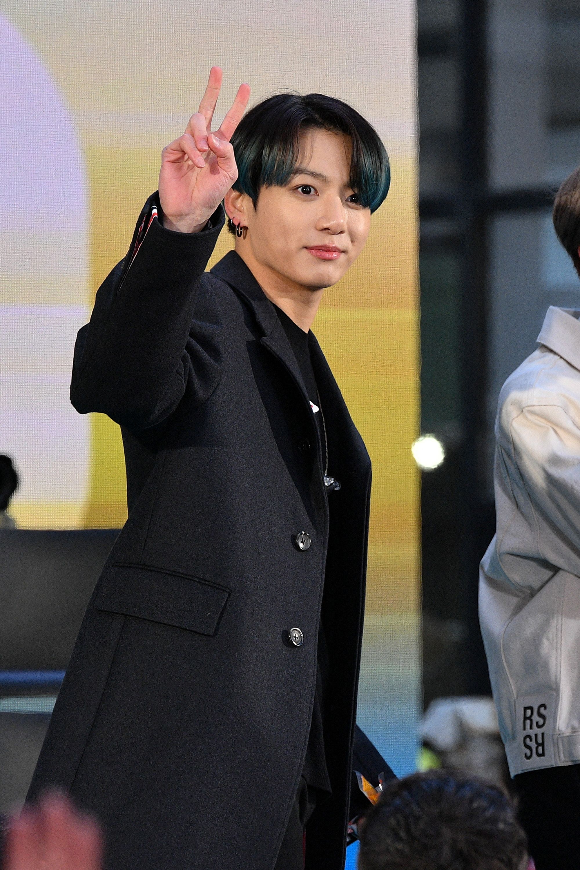 BTSが読んだ＆おすすめした本まとめ。メンバー別愛読書21選